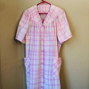 Vintage 80s Style Sleepwear Mumu Soft Pink/ White Plaid Print House Dress